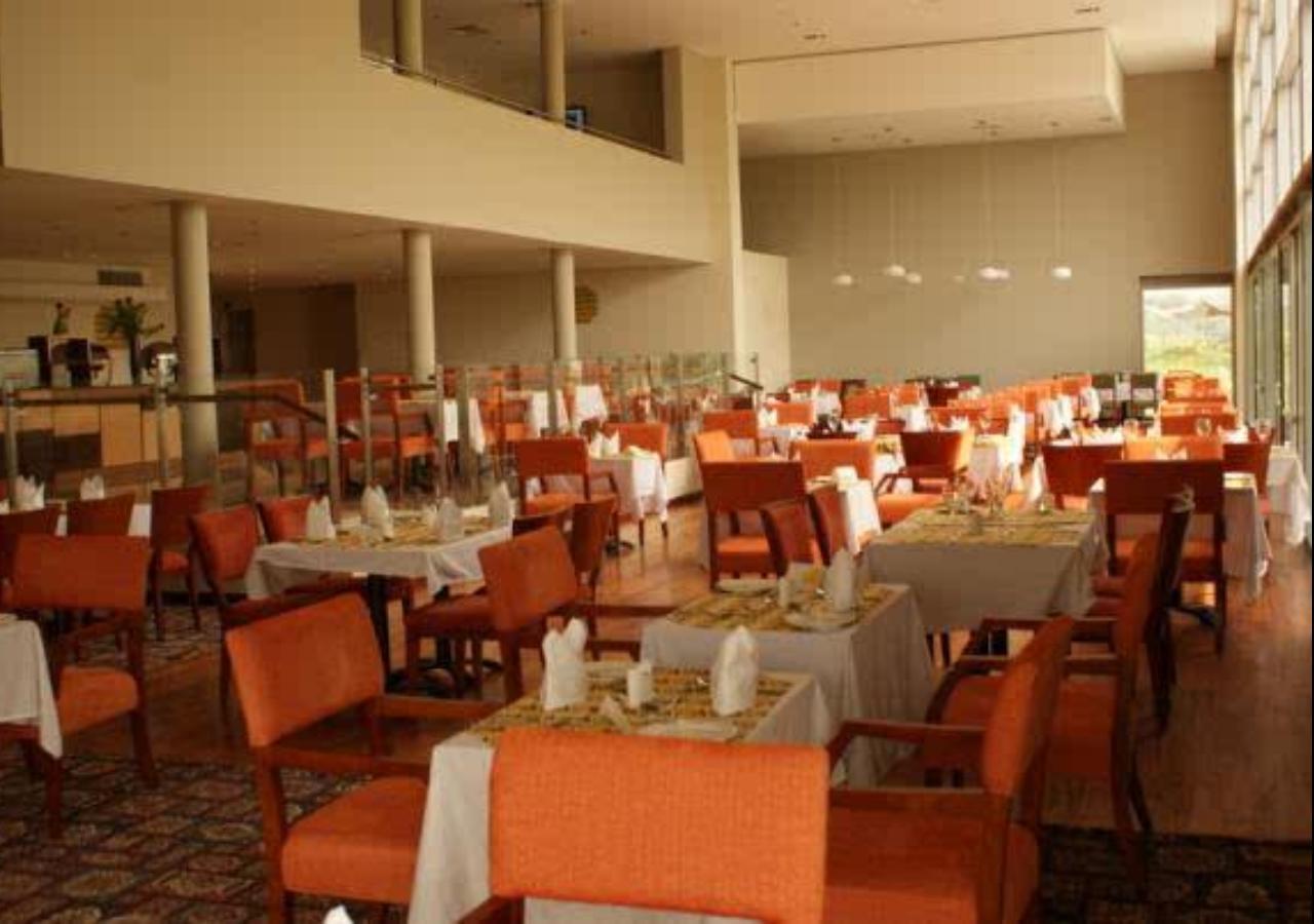 Tinapa Lakeside Hotel Калабар Экстерьер фото